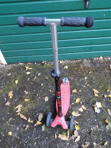 Micro scooter kick - kick,