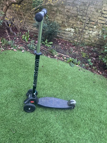 Black micro scooter - black, maxi